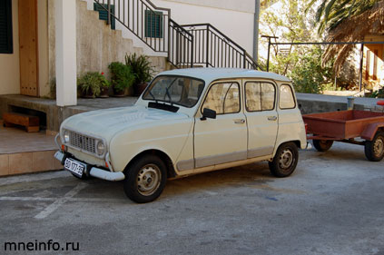 Renault 4 - классика автопрома